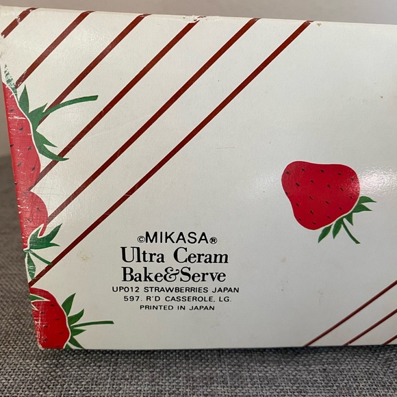 Mikasa Fresh Fruit Strawberries Bake & Serve Casserole Dish. 1980’s - Picture 6 of 7